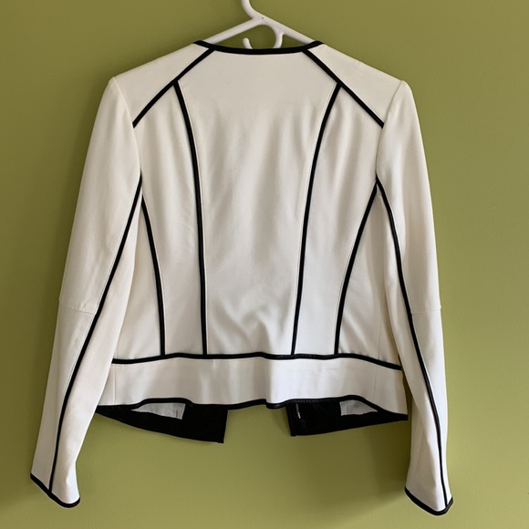 INC International Concepts ivory ponte’ and black faux leather fitted jacket. - Picture 3 of 5